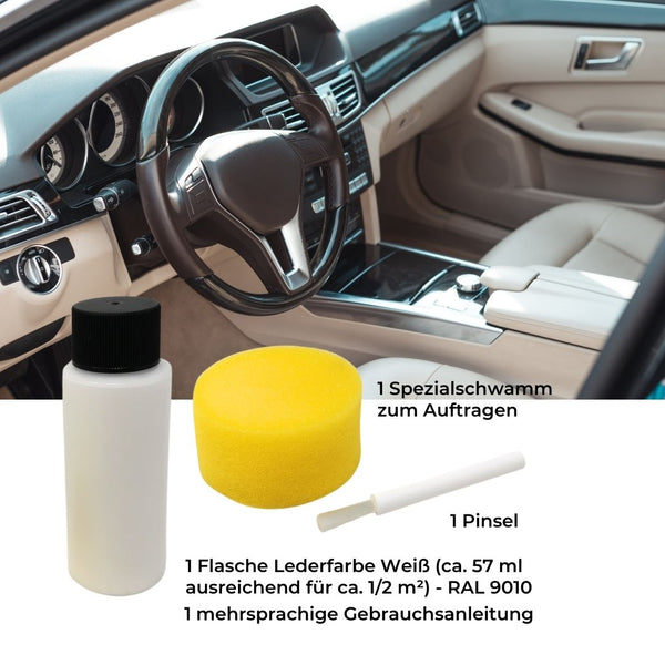 Der Innenraum eines Autos mit Lenkrad und Vordersitzen. Darunter sind eine Flasche ATG® Lederfarbe weiß, ein Applikationsschwamm, ein Pinsel und eine Gebrauchsanweisung mit Beschreibungen in deutscher Sprache von ATG GmbH & Co. KG zu sehen.